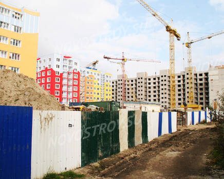 Жилой комплекс «Балтийская радуга», Октябрь 2013